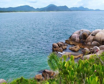 Trilha das Piscinas Naturais da Barra da Lagoa