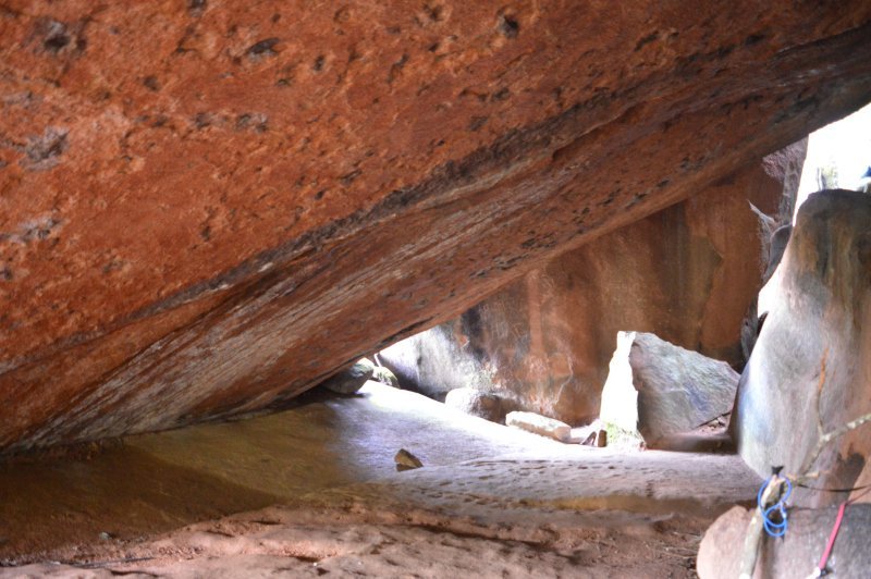 Caverna Pedra do Picolé Travessia Marco da Divisa x Monte Crista