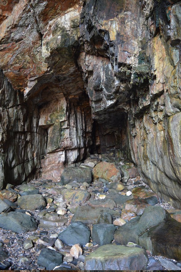 Interior da caverna