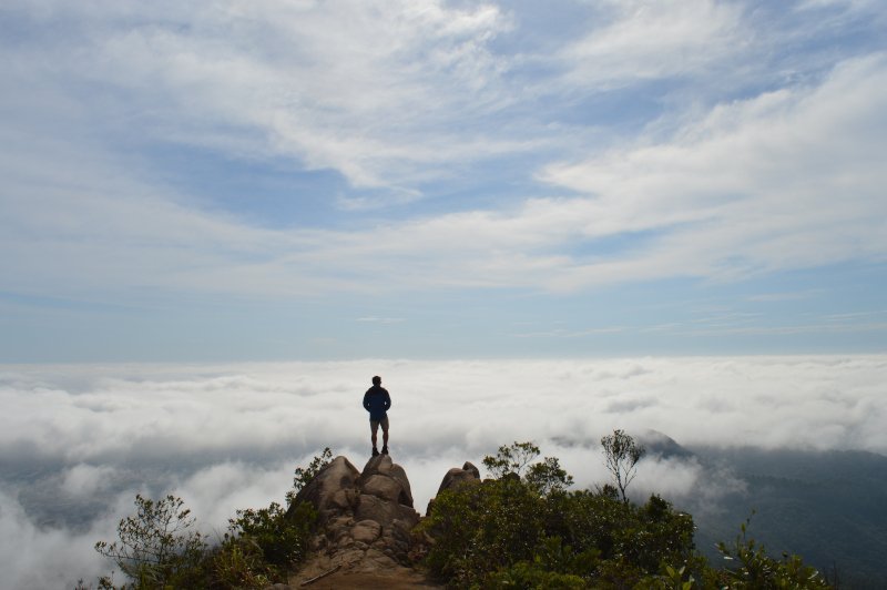 Mar de nuvens - Trilha do Pico da Pedra