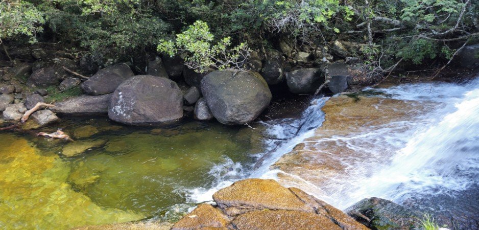Trilha da Cachoeira do Massiambú Pequeno